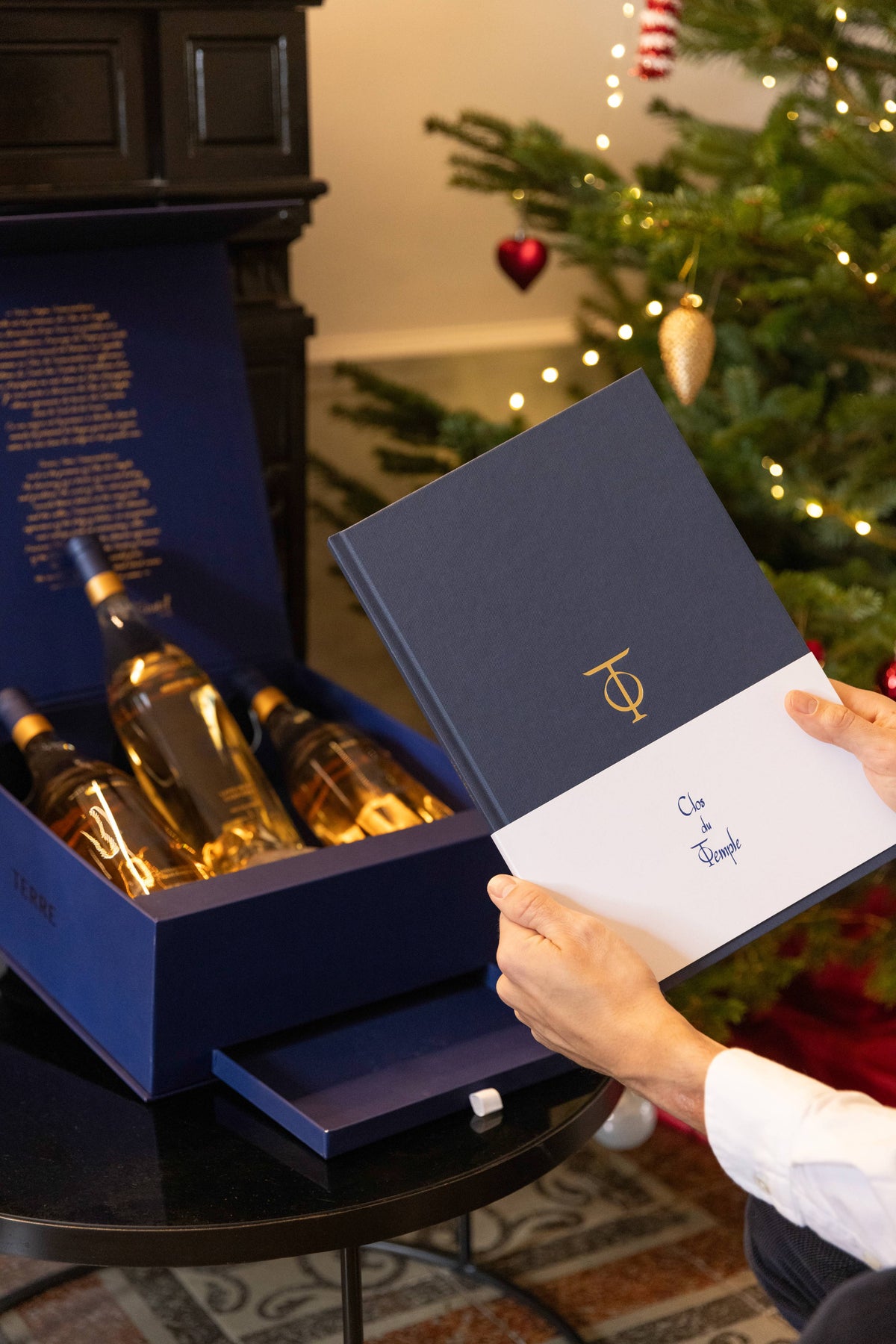 Geschenkdoos Clos du Temple met zijn collector-boek