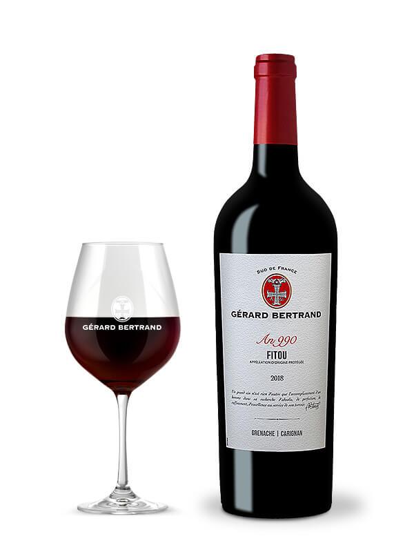 Héritage "An 990" rood Fitou 2022 - Houten kist 3 flessen - Gérard Bertrand
