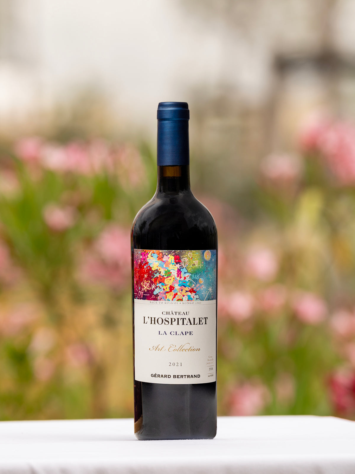 CHÂTEAU L'HOSPITALET ART COLLECTION Geschenkdoos 75cl 2021 - « BACK TO COSMOS » CYRIL KONGO - Gérard Bertrand 